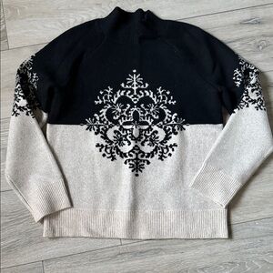 LOFT Black and White Knit Sweater size S